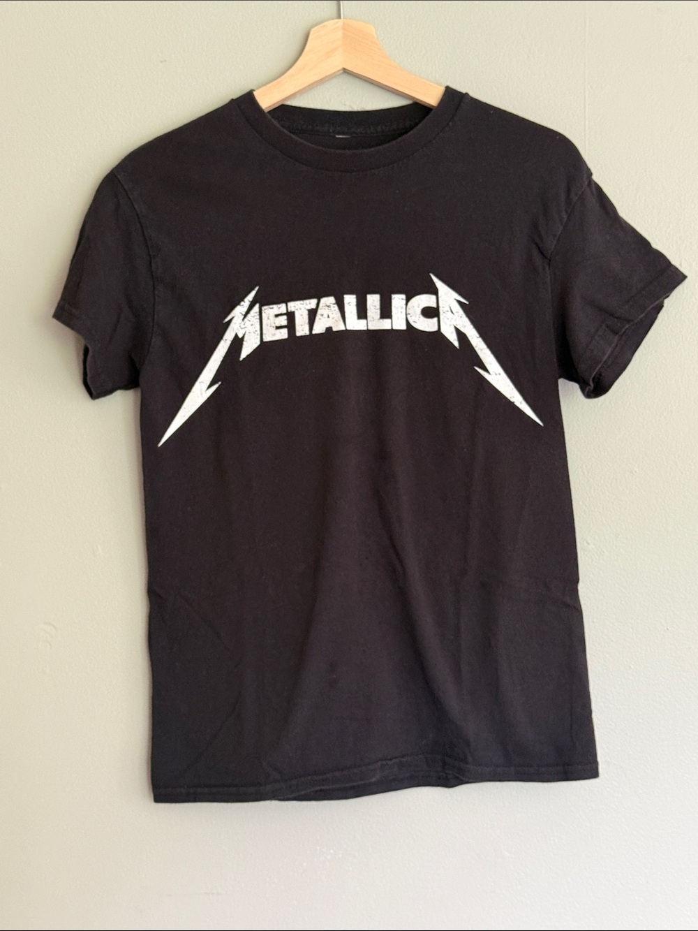 Men’s Black Metallica Tee